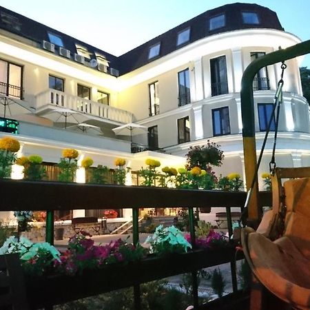 Spa Hotel Karakas Sukhumi Exteriör bild