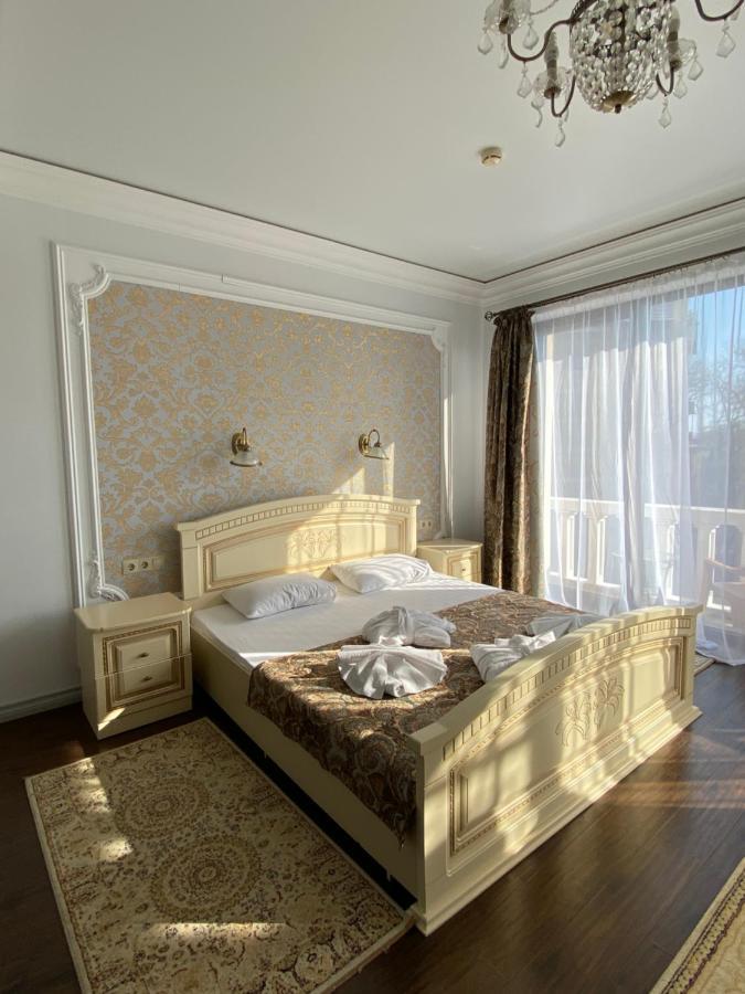 Spa Hotel Karakas Sukhumi Exteriör bild