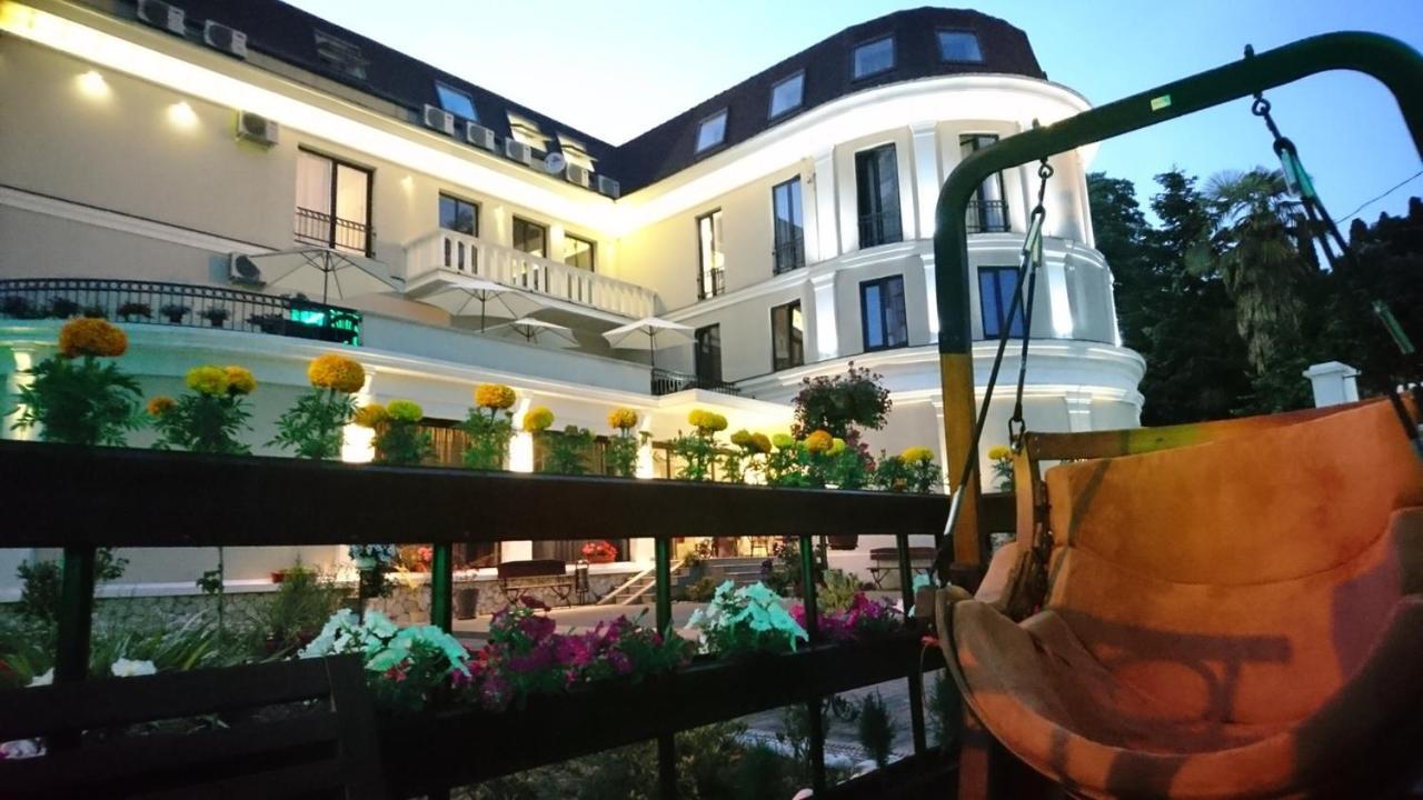 Spa Hotel Karakas Sukhumi Exteriör bild